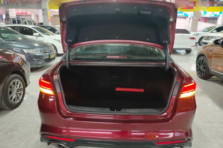 Used Kia K5 2016 1.6T Automatic LUX