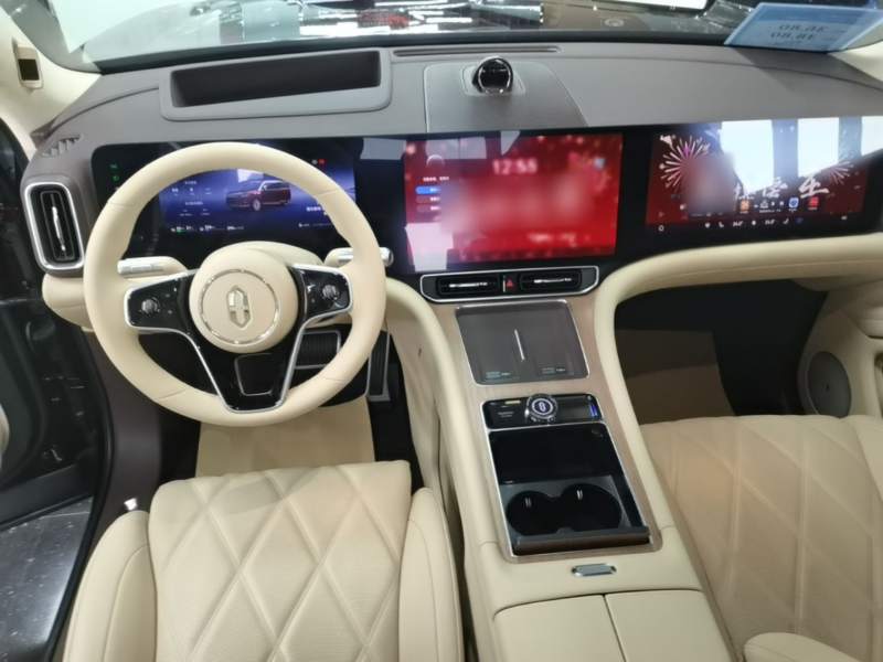 Used Hima AITO M9 2025 Extended-Range Max Version 52 kWh 6-Seater Edition — 9