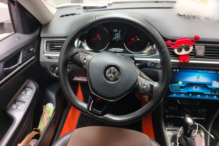 Used Volkswagen C-TREK 2018 1.5L Automatic Comfort Model
