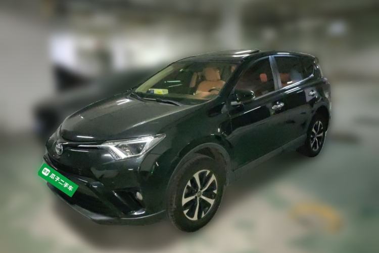 Used Toyota RAV4 2016 2.0L CVT Two-Wheel Drive Fashion Edition China V Standard
