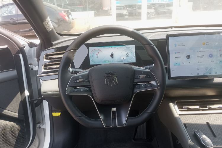 Used BYD Qin L 2024 DM-i 120KM Beyond Model
