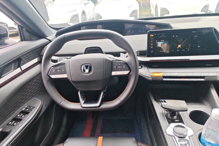 Used CHANGAN UNI-V 2024 1.5T Prestige Edition
