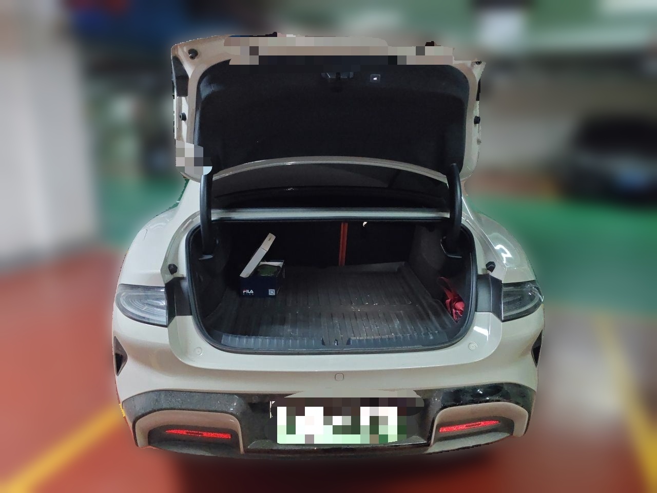 Xiaomi Auto SU7 2024 Four-Wheel Drive Ultra-Long Range Advanced Intelligent Driving Max Edition — снимка 19
