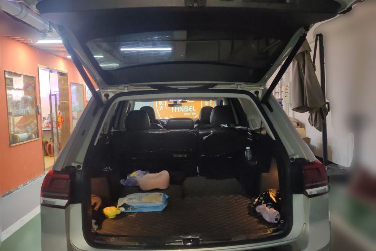 Used Volkswagen Teramont 2017 380TSI Four-Wheel Drive Luxury Edition Trunk