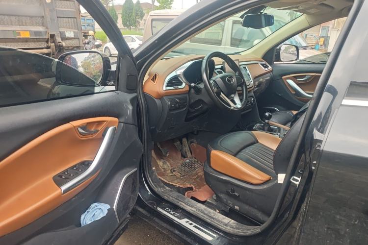 Used Soueast DX7 2015 1.5T Manual Luxury Model Driver Seat