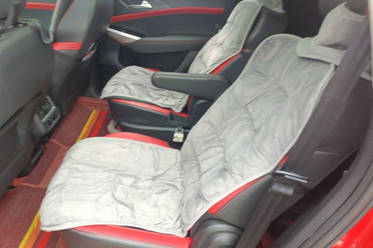 Used SOL X8 2021 300T DCT Prestige Smart Connect Edition 6 Seats Left Rear Seat