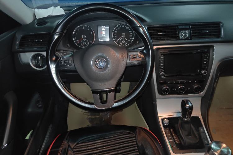 Used Volkswagen Passat 2014 1.8TSI DSG Prestige Edition
