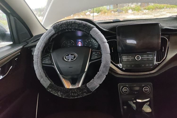 Used FAW Senya R7 2017 1.6L Automatic Smart Version