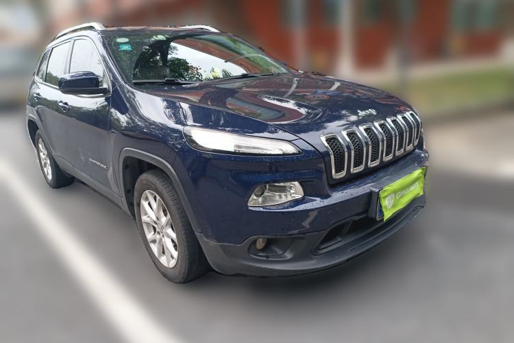 Used Jeep Cherokee 2016 2.0L Superior Edition