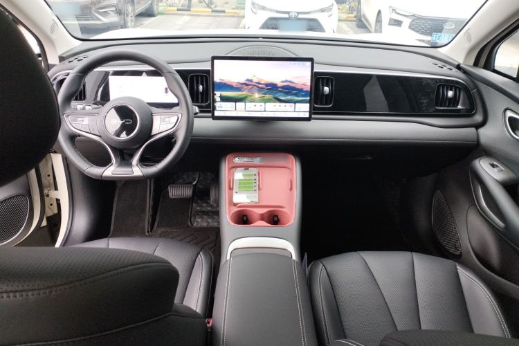 Used BYD Sealion 05 EV 2025 520 km Smart Cruise Version Center Console