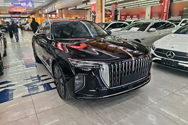 Used Hongqi H9 2025 Model Facelifted 2.0T Two-Wheel Drive Flag-Style Luxury Business Edition, 5 Seats