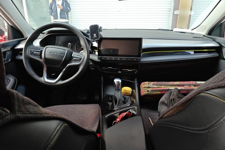 Used Roewe i5 2021 1.5L CVT Black Gold Edition