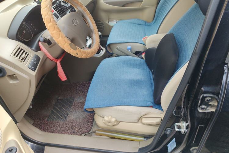 Used Hyundai Tucson 2013 2.0L Manual Two-Wheel Drive Fashion Edition
