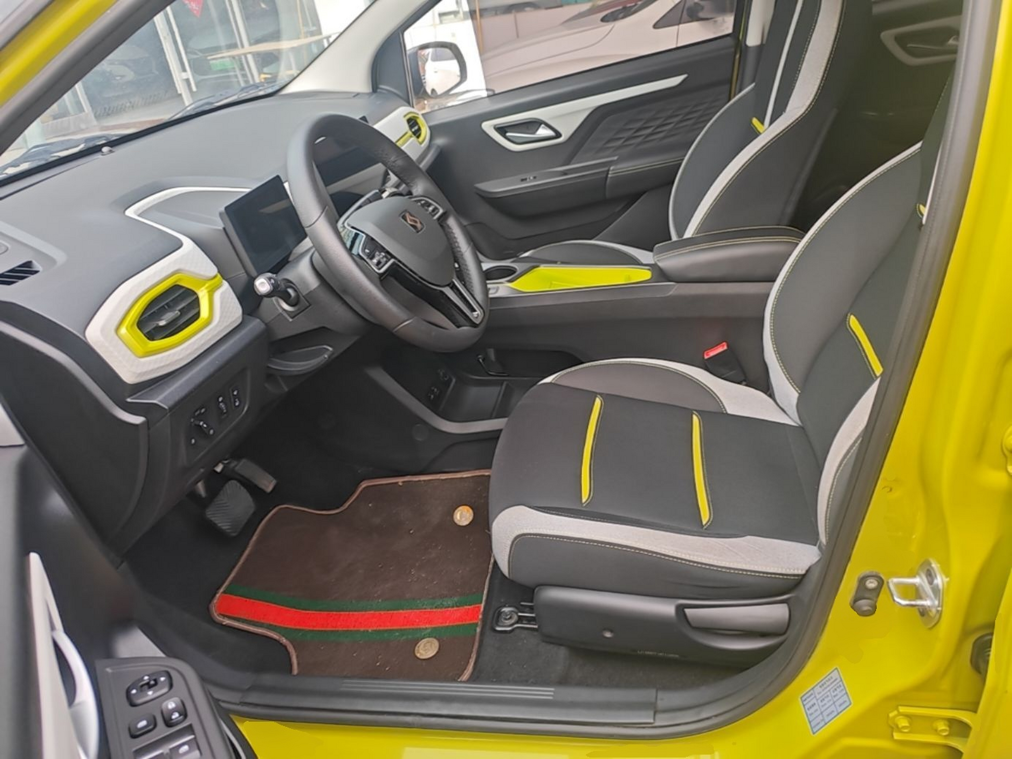 Interior delantero