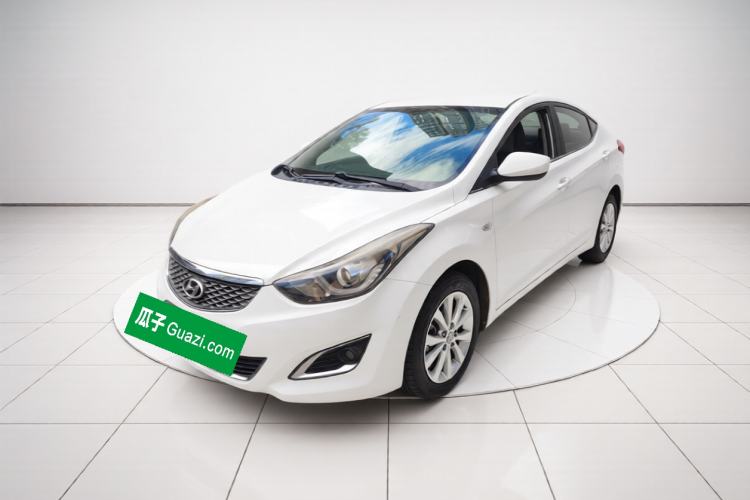 Used Hyundai Elantra (5th Generation / Langdong) 2016 1.6L Automatic Smart Version