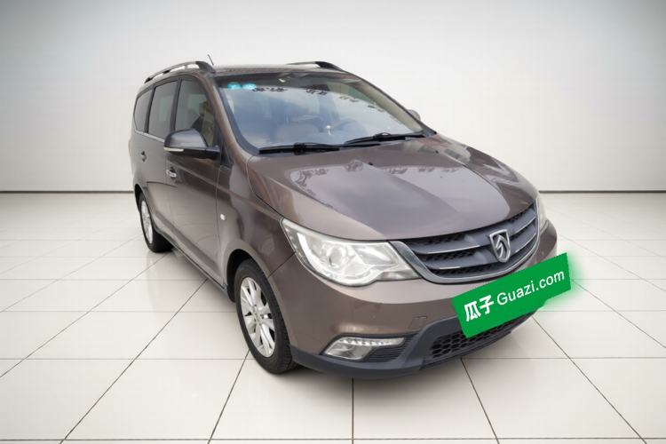 Used Baojun 730 2014 1.5L Manual Luxury Navigation ESP Version 7 Seats