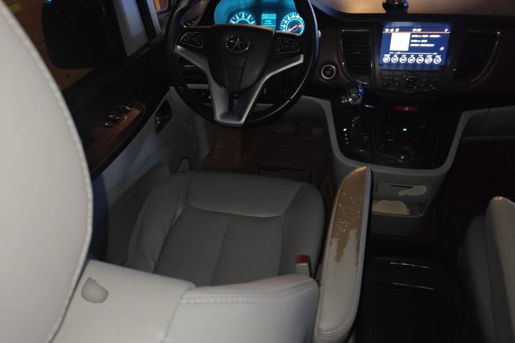 Used JAC Refine M5 2016 2.0T Gasoline Automatic Business Edition