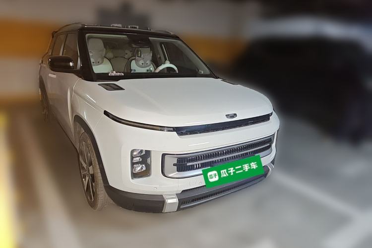 Used Geely Auto icon 2023 1.5TD Chocolate Luxe Edition Front Right 45 Deg