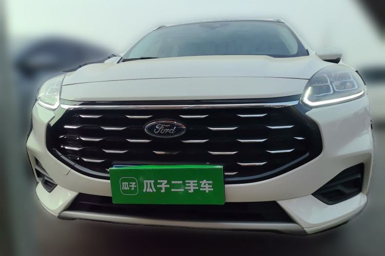 Used Ford Escape 2024 EcoBoost 245 Two-Wheel-Drive Titanium Edition
