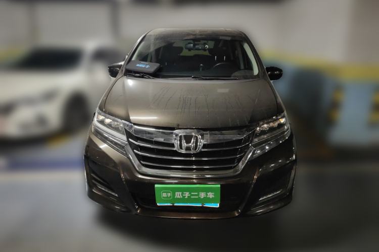 Used Honda Elysion 2016 2.4L Luxury Edition
