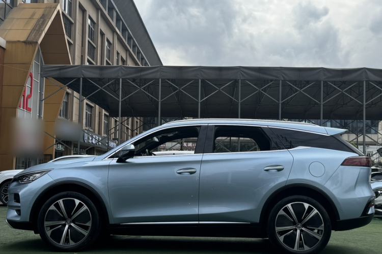 Used BYD Tang New Energy 2022 EV 635 km All-Wheel-Drive Flagship Model Exterior 5