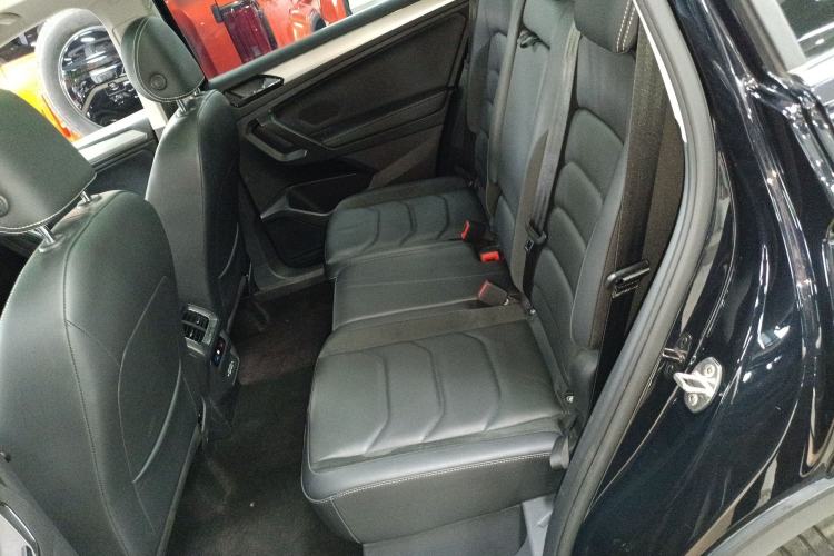 Used Volkswagen Tiguan L 2021 330TSI Automatic Two-Wheel Drive Smart Edition