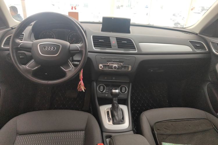 Used Audi Q3 2018 30th Anniversary Edition 30 TFSI Standard Model
