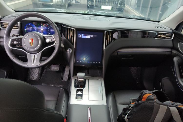 Used Hongqi HS7 PHEV 2024 2.0T PHEV Four-Wheel Drive Flagship Edition 6 Seats Center Console