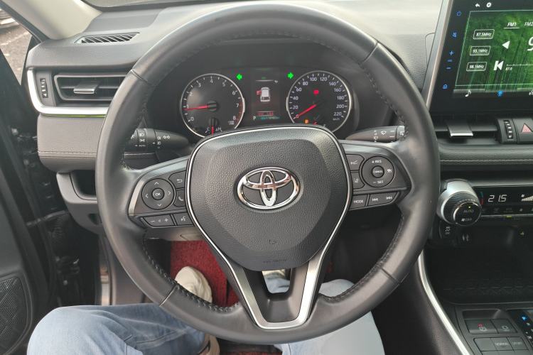 Used Toyota Wildlander 2021 2.0L CVT 4x4 Luxury Edition
