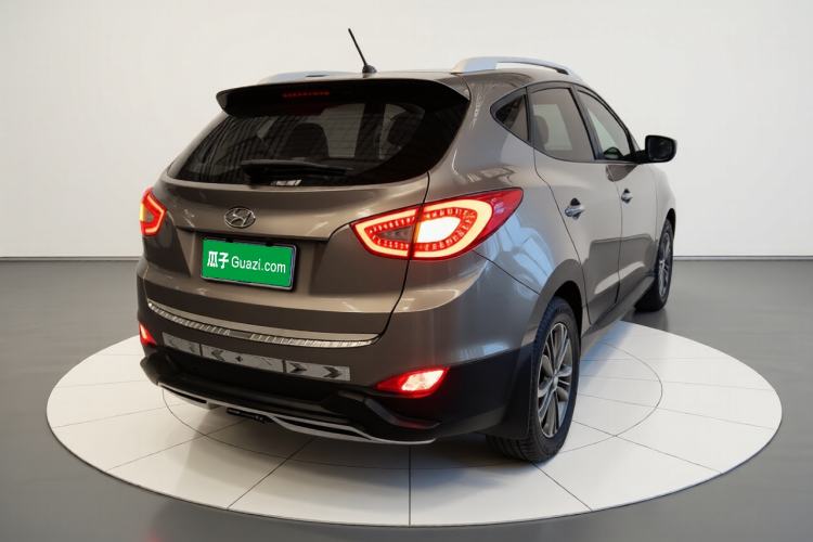 Used Hyundai ix35 2015 2.0L Automatic 2WD Smart Type China IV