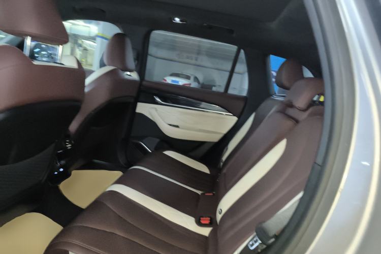 Used Geely Auto Monjaro L 2021 2.0TD DCT EVO Two-Wheel Drive Prestige Version
