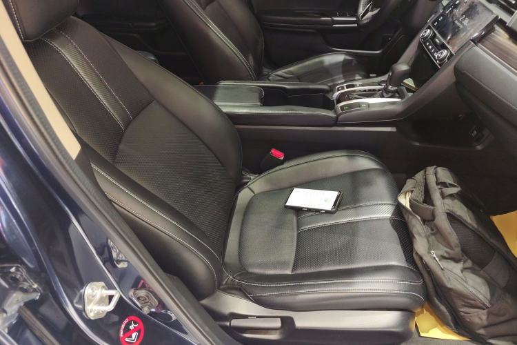 Used Honda Civic 2019 220TURBO CVT Dynamic Edition China VI Right Front Seat