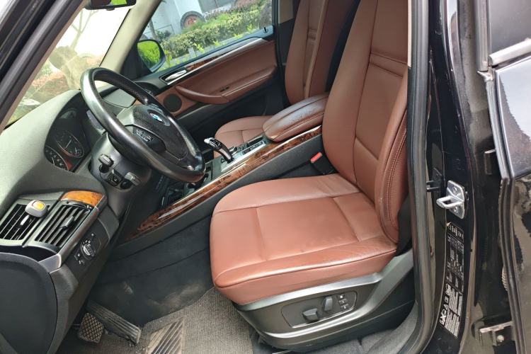 Used BMW X5 2013 xDrive35i Leading Model Left Front Seat