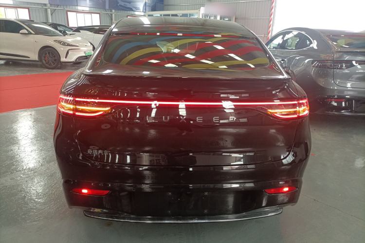 Used Hima Luxeed R7 2025 Range-Extended Version 360 km Max
