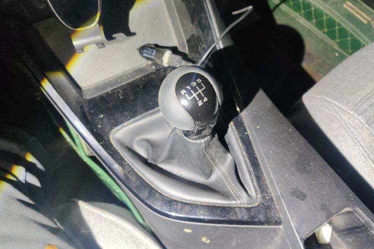 Used Roewe i5 2021 1.5L Manual Platinum Edition