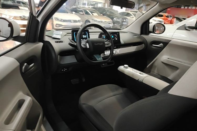 Used CHANGAN NEVO Lumin 2025 205 km Xiangqin Version
