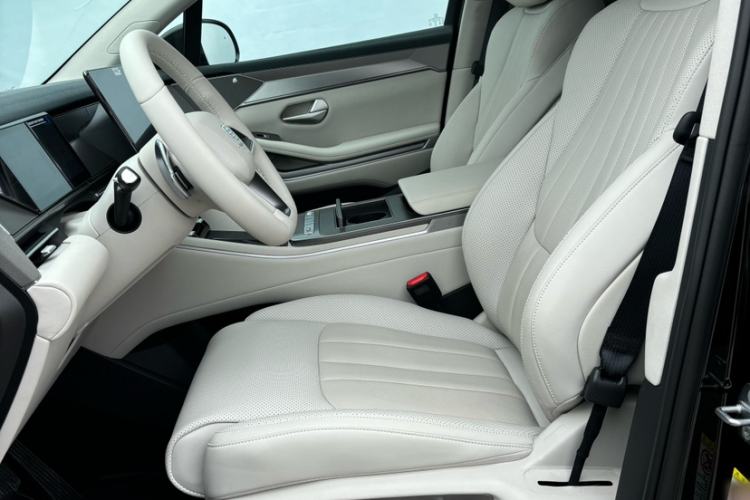 Used BYD Tang L 2025 DM 200KM Four-Wheel Drive LiDAR Flagship Model