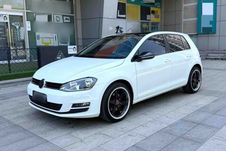 Used Volkswagen Golf 2017 1.6L Automatic Comfort Million-Vehicle Anniversary Edition Guazi used car, China used car export, Used car for sale, Used cars, Cheapest cars for sale