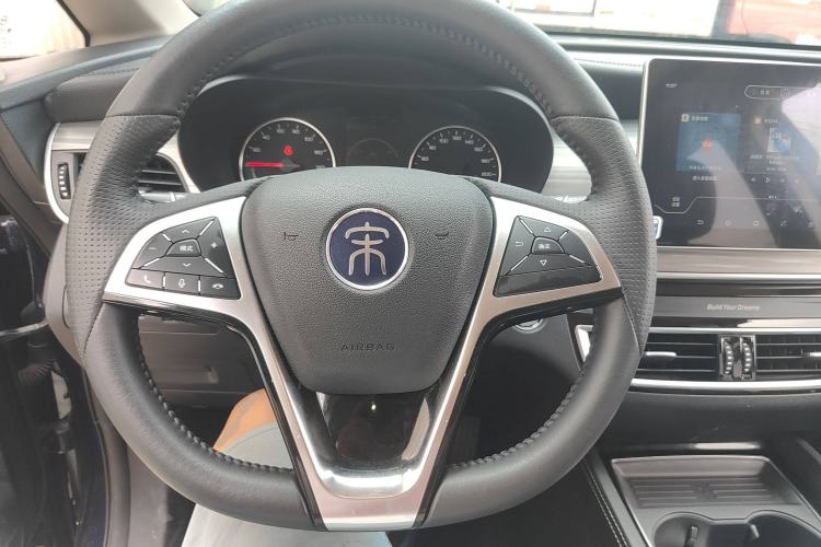 Used BYD Song MAX New Energy 2019 DM 1.5T Smart Connect Advanced 7-Seater China VI Standard Steering Wheel