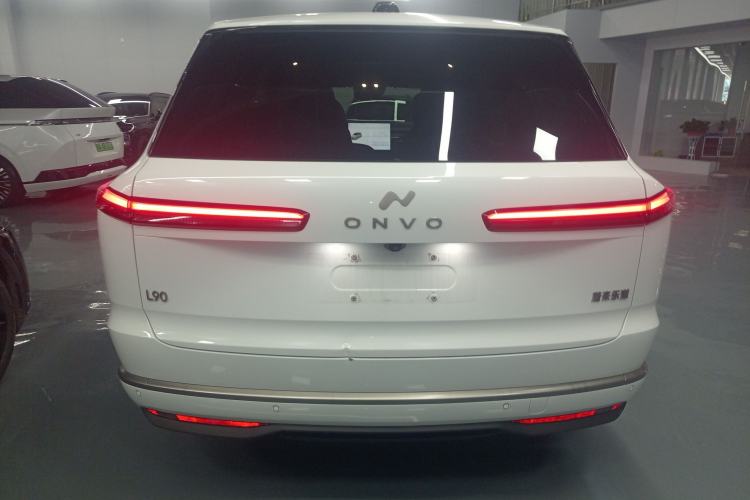 Used ONVO Luxeed L90 2025 Model—Max Six-Seater Version Rear