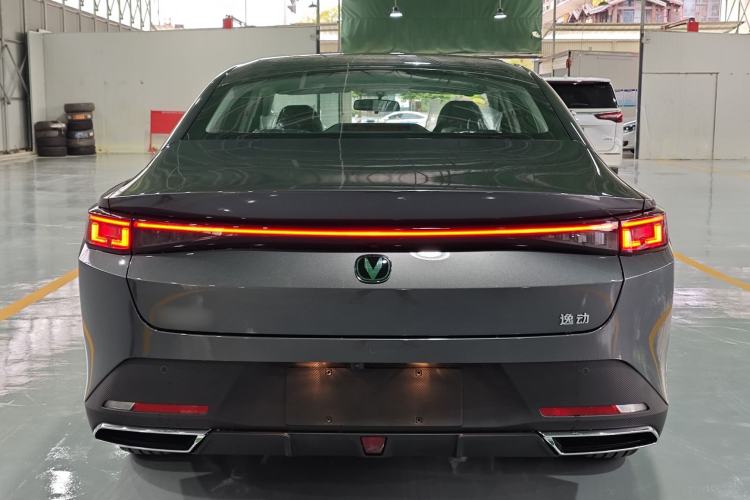 Used CHANGAN Eado 2025 Blue Whale 1.5T 500Bar Prestige Model