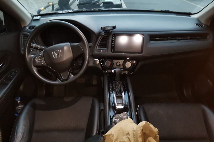 Used Honda Vezel 2020 1.5L CVT Pioneer Edition Center Console