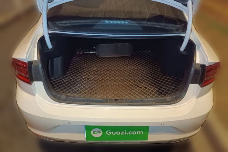 Used Volkswagen Lamando 2021 Facelift 280TSI DSG Comfort Edition (Manual Air Conditioning)