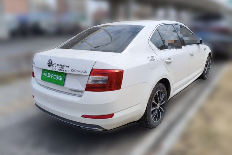 Used Skoda Octavia 2017 1.6L Manual Smart Drive Edition