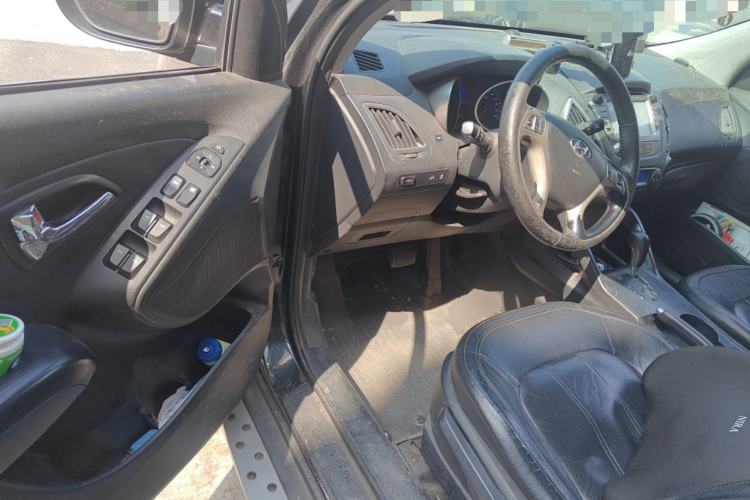 Used Hyundai ix35 2012 2.0L Automatic Two-Wheel Drive Elite Edition GLS
