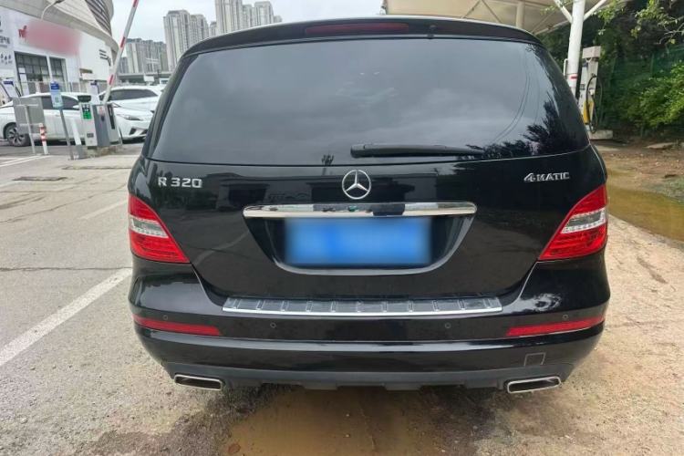 Used Mercedes-Benz R-Class 2017 R 320 4MATIC Business Edition Prestige Model
