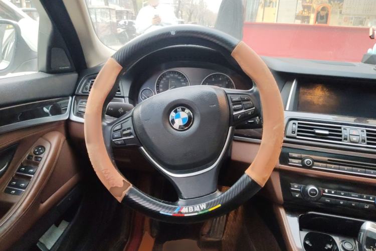 Used BMW 5 Series 2014 528Li Leading Model
