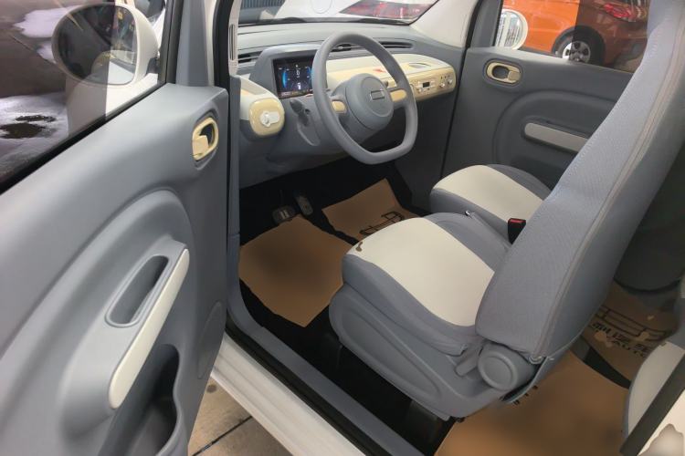 Used Bestune Pony 2025 222km Range Agile Horse Driver Seat