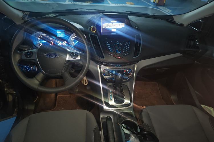 Used Ford Kuga 2015 1.5L GTDi Two-Wheel-Drive Comfort Model