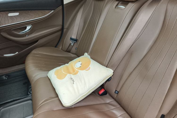 Used Mercedes-Benz E-Class 2019 E 260 L
